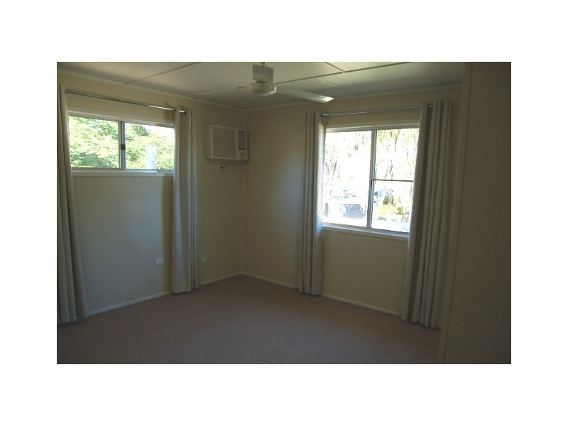 10 FRASER COURT, Dysart QLD 4745