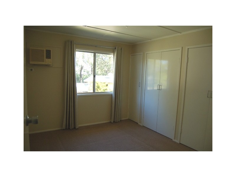 10 FRASER COURT, Dysart QLD 4745