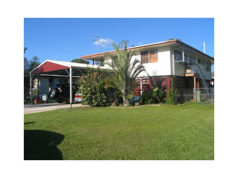 3 BROCK CRESCENT, Dysart QLD 4745