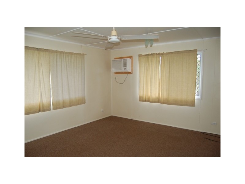 45 BROCK CRESCENT, Dysart QLD 4745