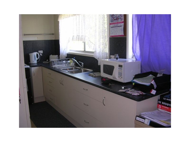 5  HANNAH CRESCENT, Dysart QLD 4745