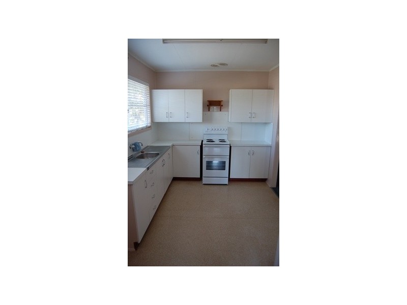 39 BERESFORD CRESCENT, Dysart QLD 4745