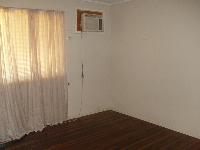 23 BERESFORD CRESCENT, Dysart QLD 4745