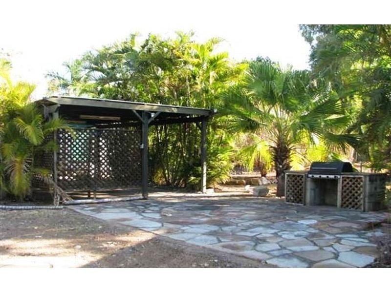 17 HANNAH CRESCENT, Dysart QLD 4745