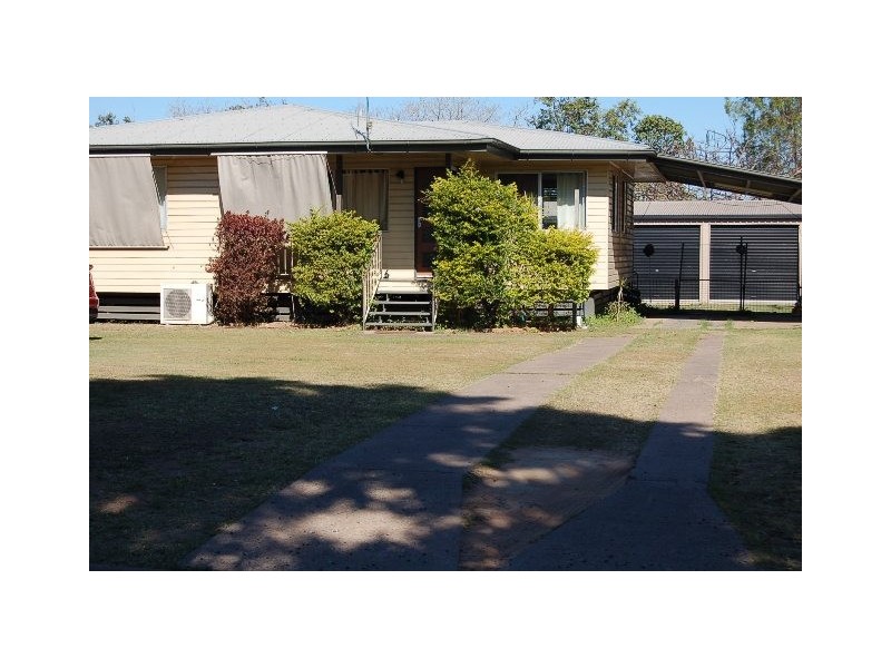 23 ARMSTRONG CRESCENT, Dysart QLD 4745