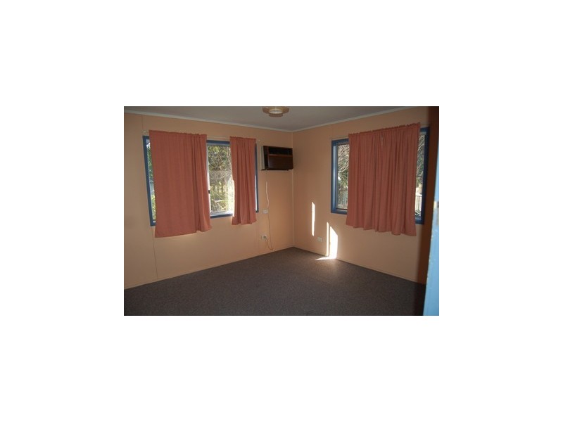 18 PERRY STREET, Dysart QLD 4745