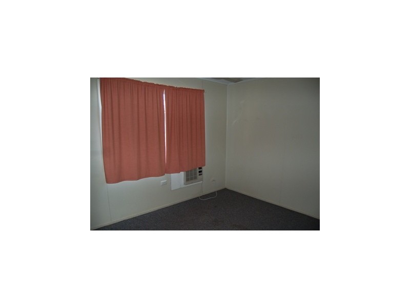 18 PERRY STREET, Dysart QLD 4745