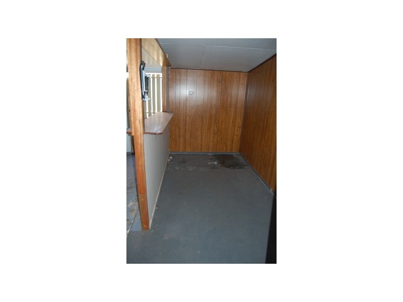 18 PERRY STREET, Dysart QLD 4745