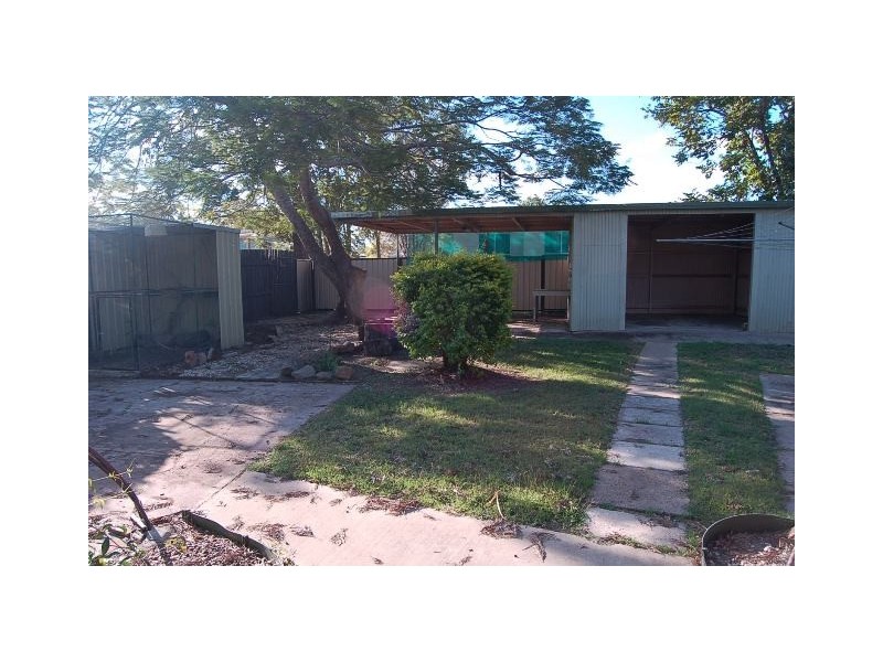 18 PERRY STREET, Dysart QLD 4745