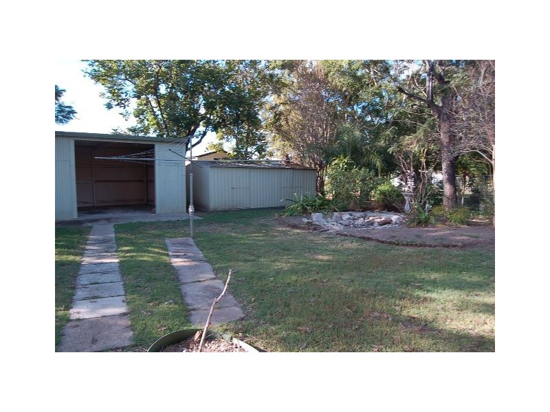 18 PERRY STREET, Dysart QLD 4745