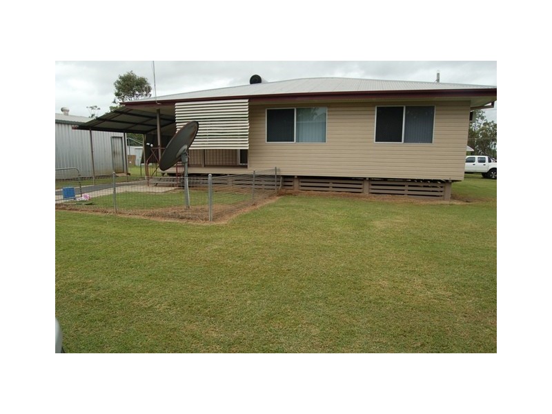 8 PATTERSON STREET, Dysart QLD 4745