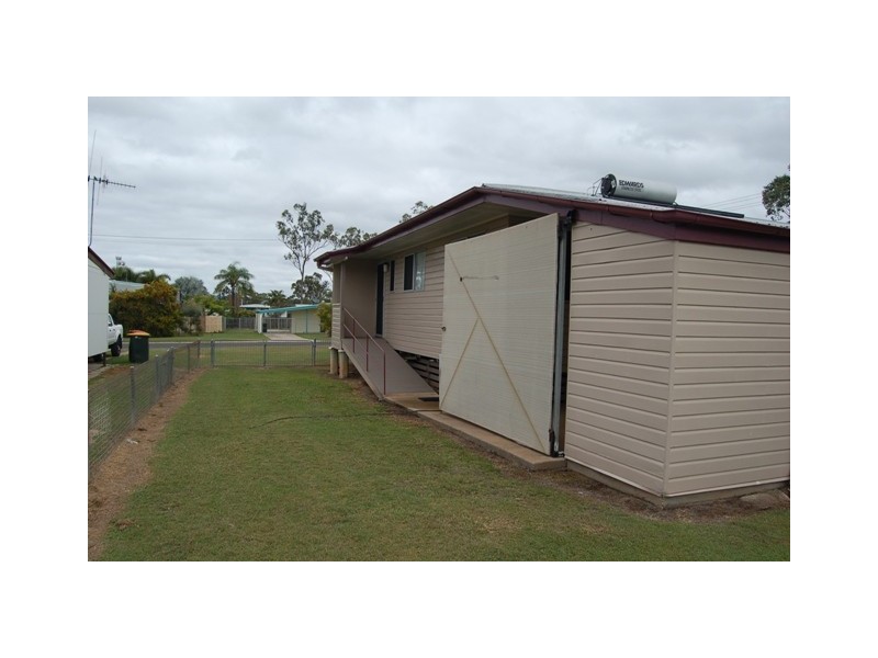 8 PATTERSON STREET, Dysart QLD 4745