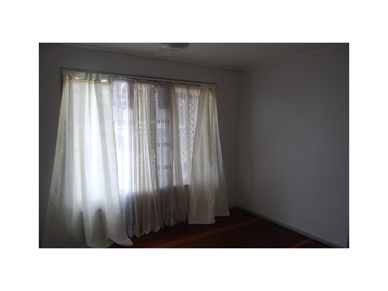 75 BEARDMORE CRESCENT, Dysart QLD 4745