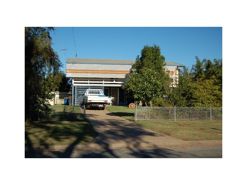 73 WINTERER CRESCENT, Dysart QLD 4745
