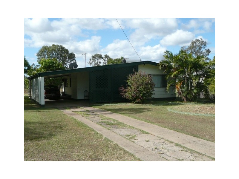 15 SPRING CRESCENT, Dysart QLD 4745