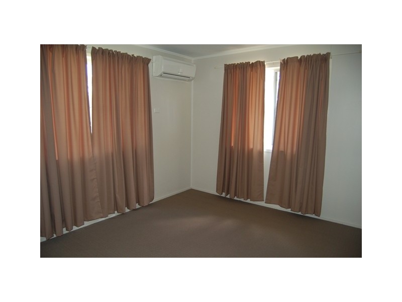 14 WALLACE STREET, Dysart QLD 4745