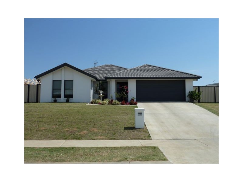 53 HANNAY STREET, Moranbah QLD 4744