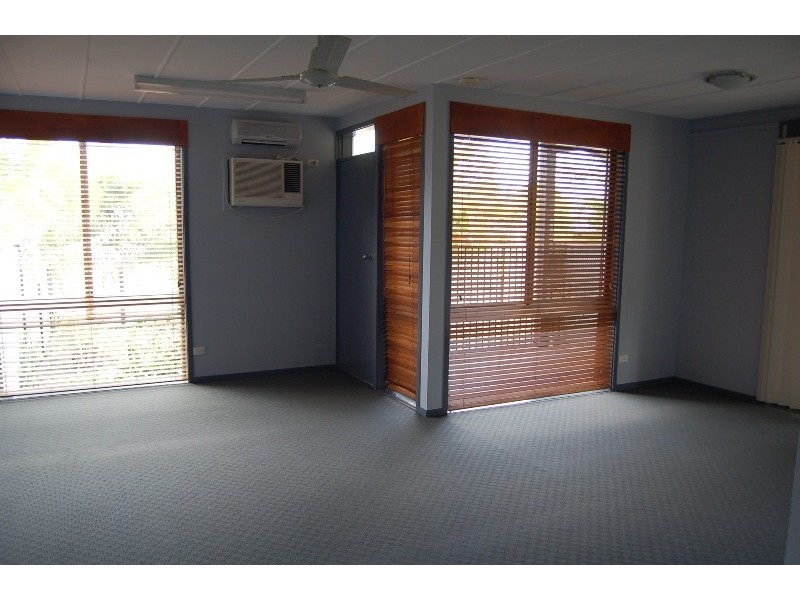 2 PERRY STREET, Dysart QLD 4745