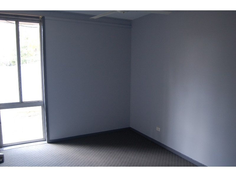 2 PERRY STREET, Dysart QLD 4745