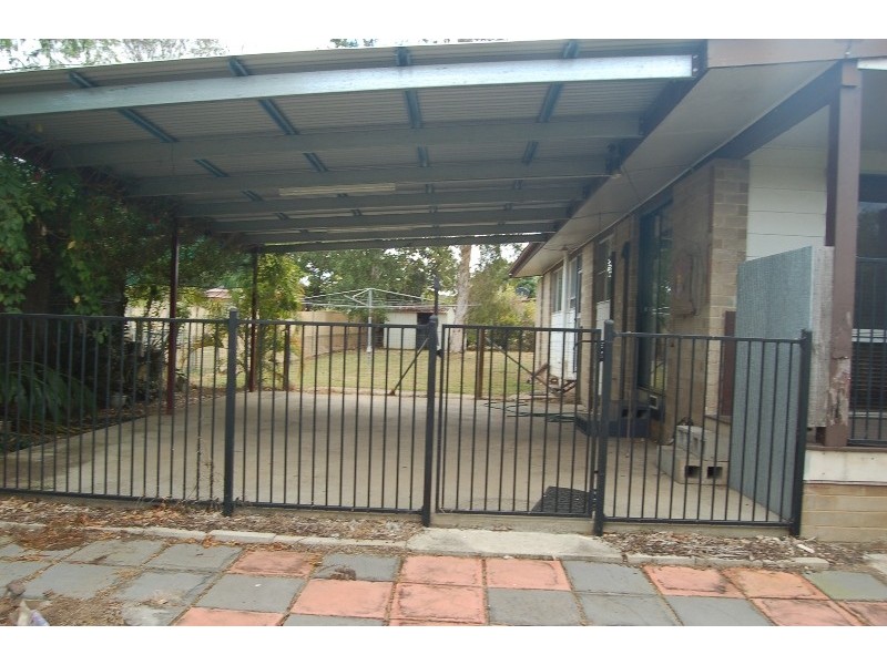 2 PERRY STREET, Dysart QLD 4745