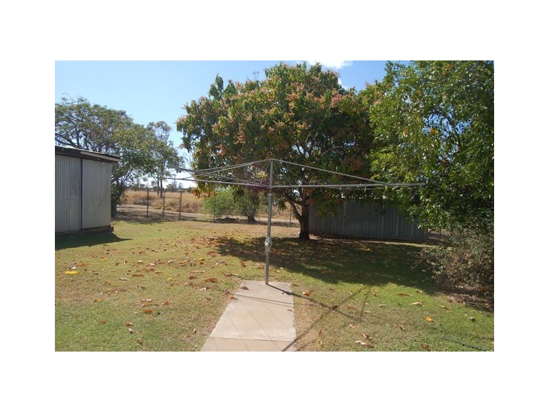 17  WINTERER CRESCENT, Dysart QLD 4745