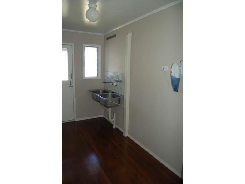 5 ROPER COURT, Dysart QLD 4745