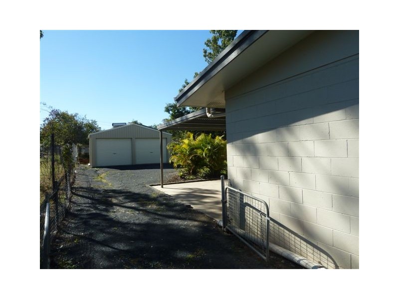 12 WALLACE STREET, Dysart QLD 4745