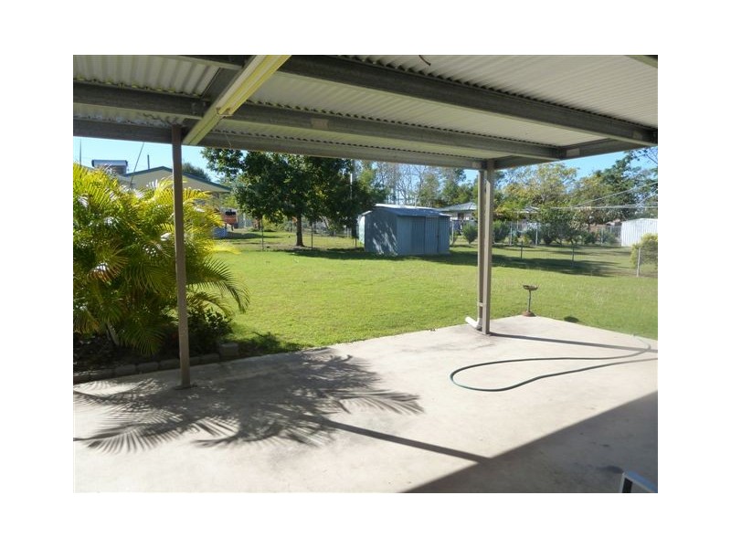 12 WALLACE STREET, Dysart QLD 4745