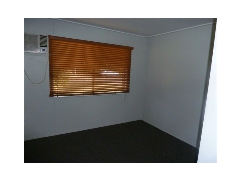 12 WALLACE STREET, Dysart QLD 4745