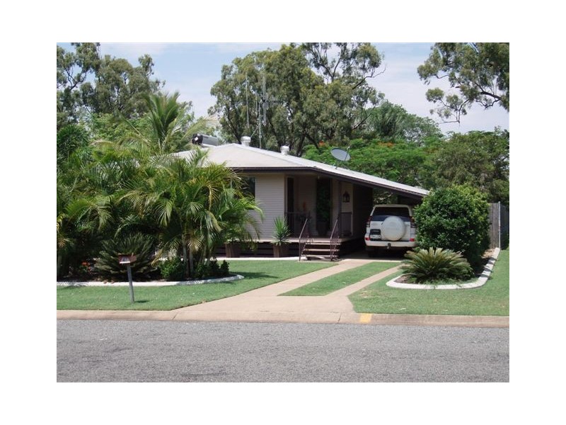 61 BERESFORD CRESCENT, Dysart QLD 4745