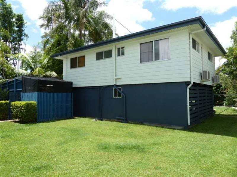 44 BROCK CRESCENT, Dysart QLD 4745