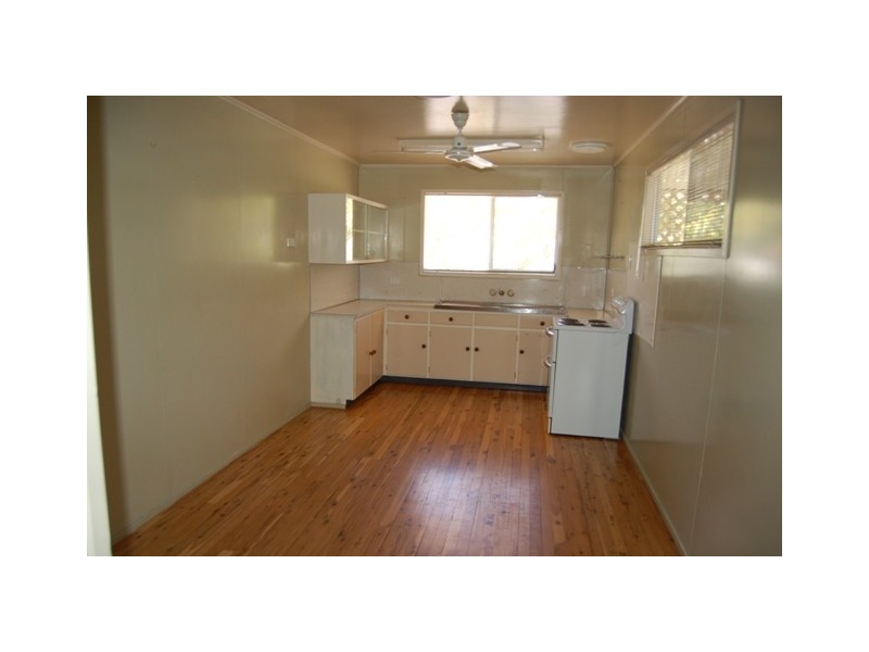 57 BEARDMORE CRESCENT, Dysart QLD 4745