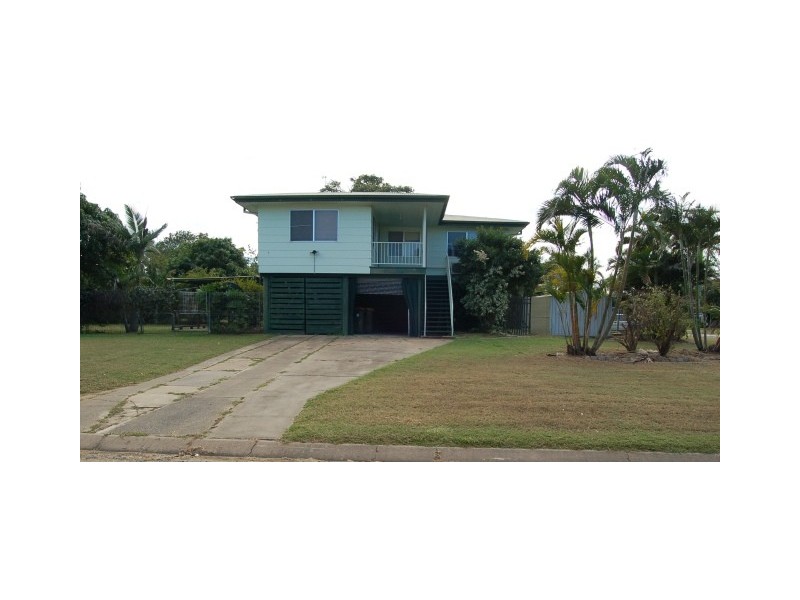 40 WINTERER CRESCENT, Dysart QLD 4745