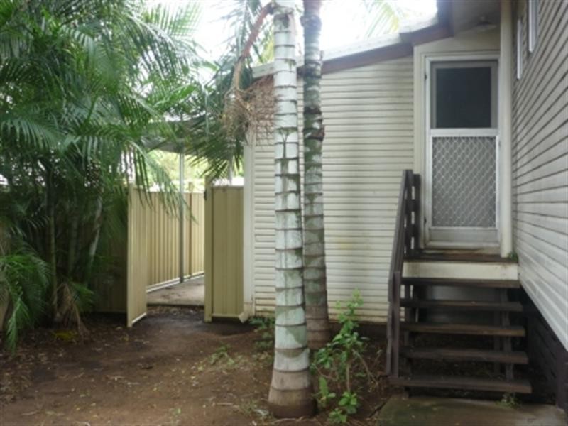 8 FRASER COURT, Dysart QLD 4745
