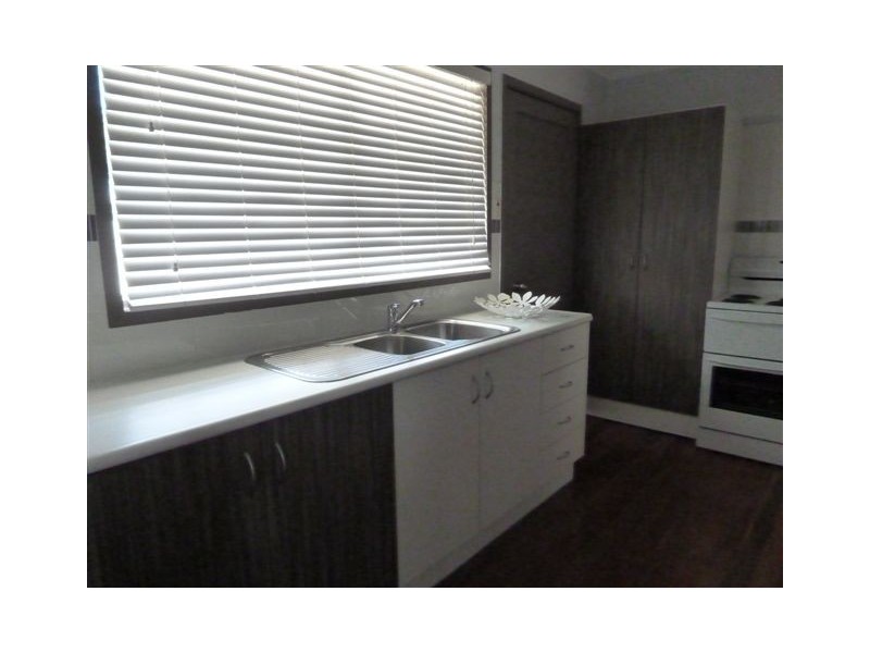 17 OXLEY DRIVE, Moranbah QLD 4744