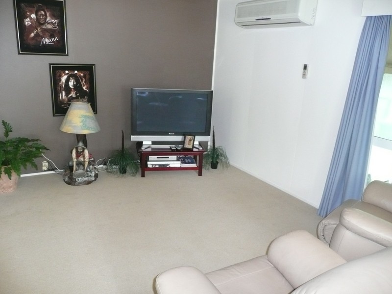 11 MURPHY STREET, Dysart QLD 4745