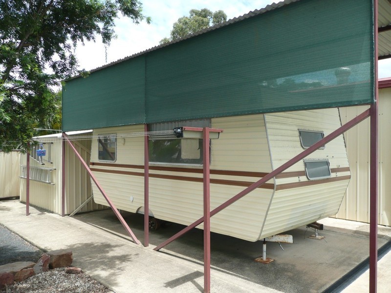 11 MURPHY STREET, Dysart QLD 4745