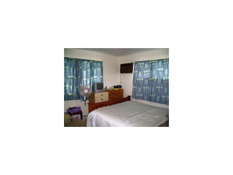 15 Brown Street, Dysart QLD 4745