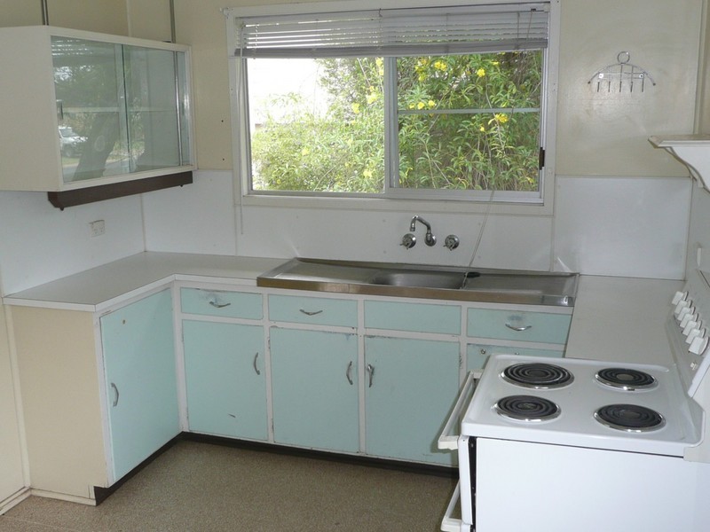 12 Beardmore Crescent, Dysart QLD 4745