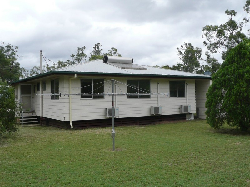 12 Beardmore Crescent, Dysart QLD 4745