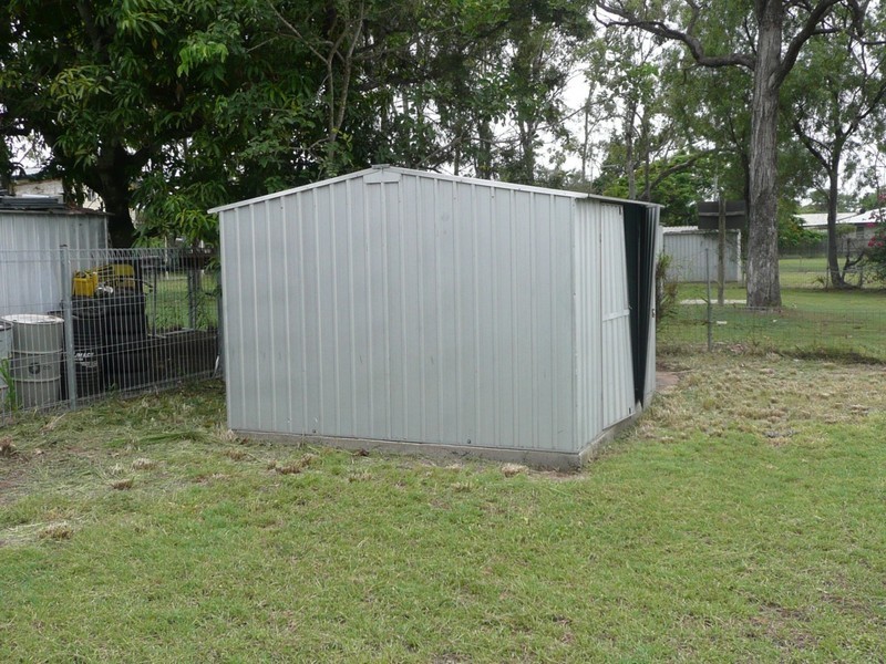 12 Beardmore Crescent, Dysart QLD 4745