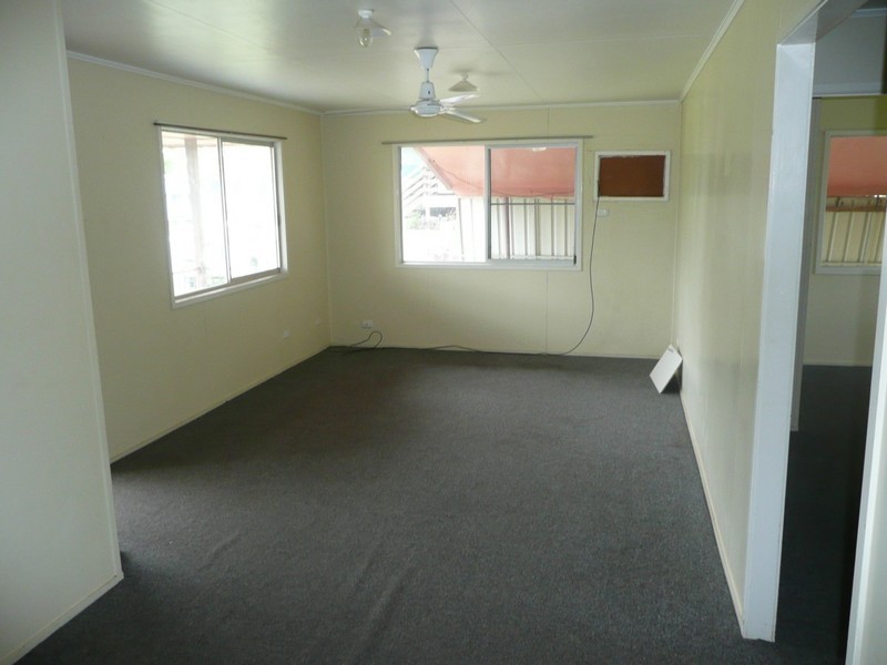 16  Beardmore Crescent, Dysart QLD 4745