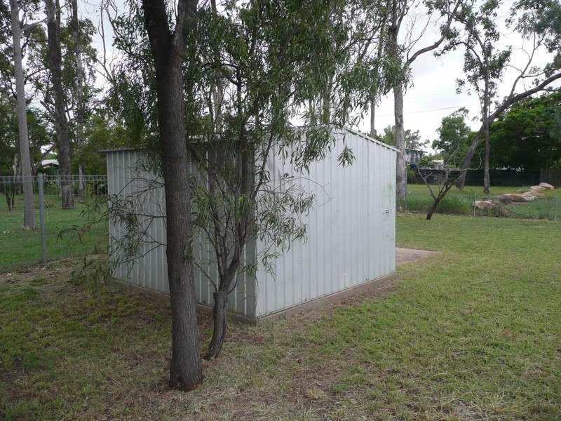 16  Beardmore Crescent, Dysart QLD 4745