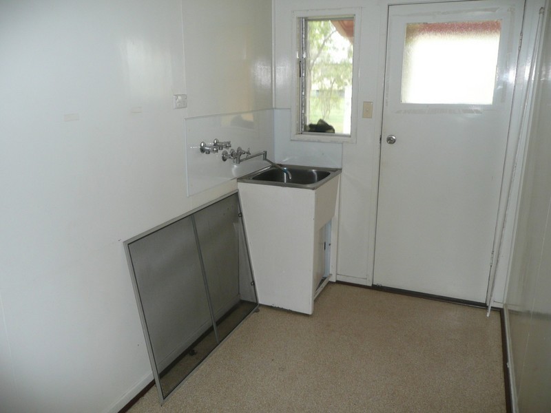 16  Beardmore Crescent, Dysart QLD 4745