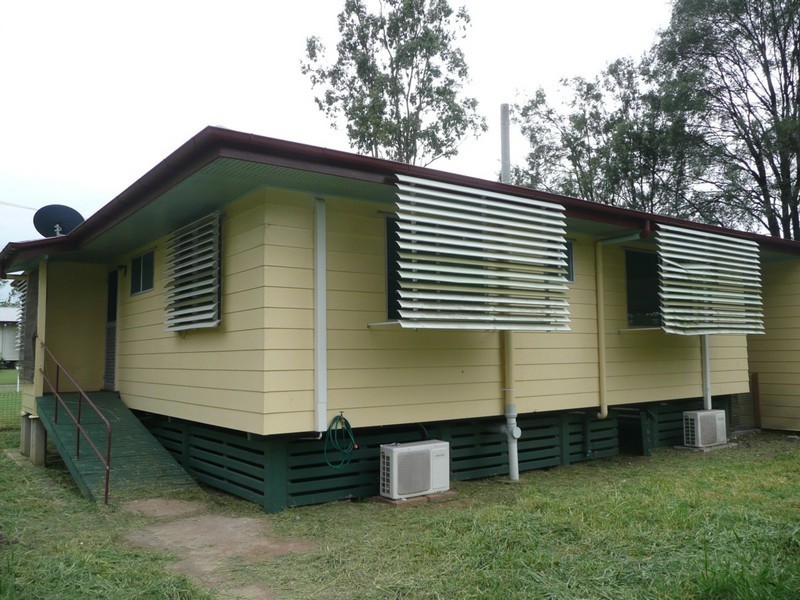 15 Singleton Street, Dysart QLD 4745