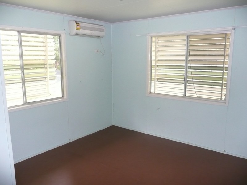 15 Singleton Street, Dysart QLD 4745