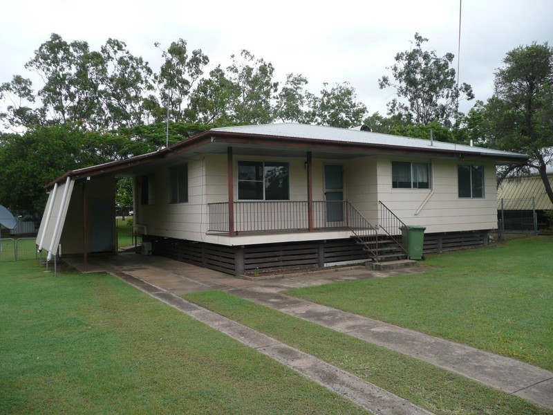 23 Lenton Street, Dysart QLD 4745