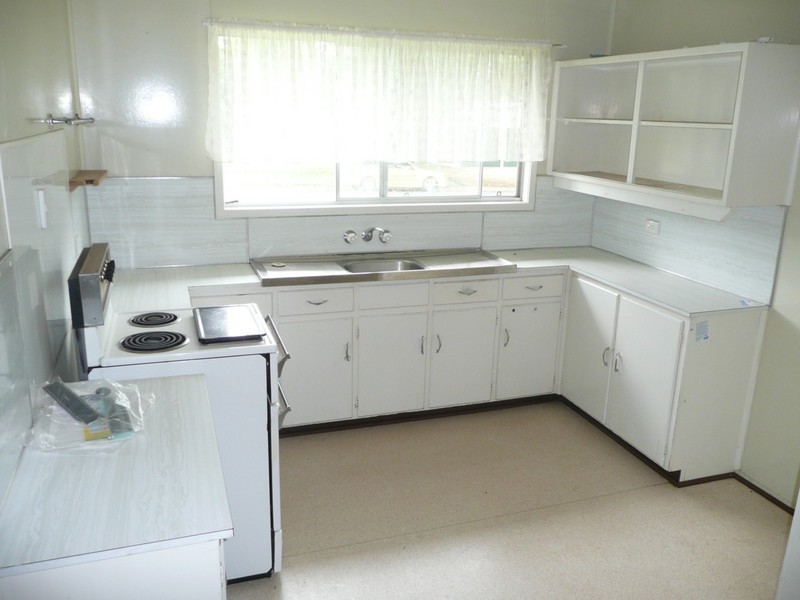 23 Lenton Street, Dysart QLD 4745