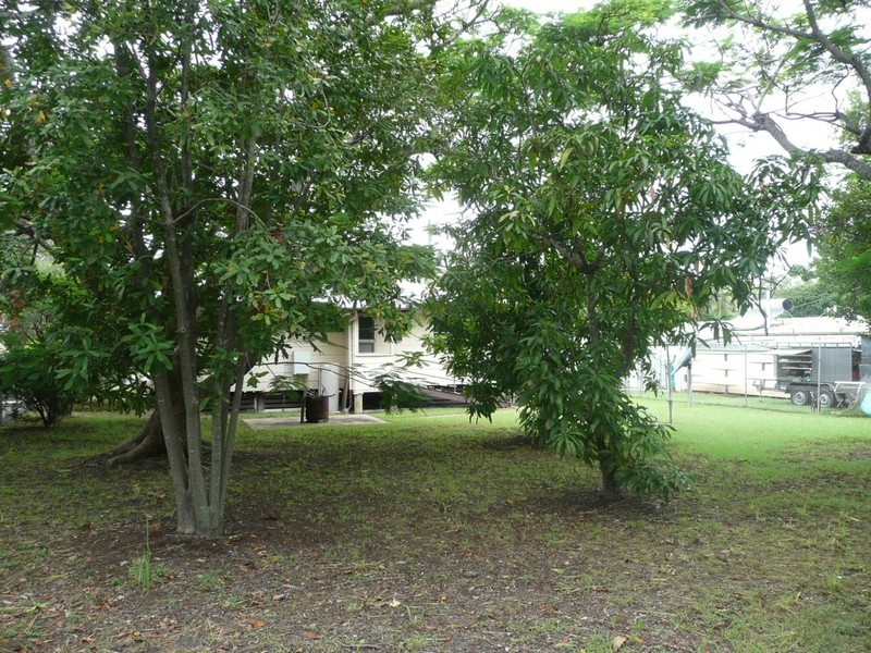 23 Lenton Street, Dysart QLD 4745