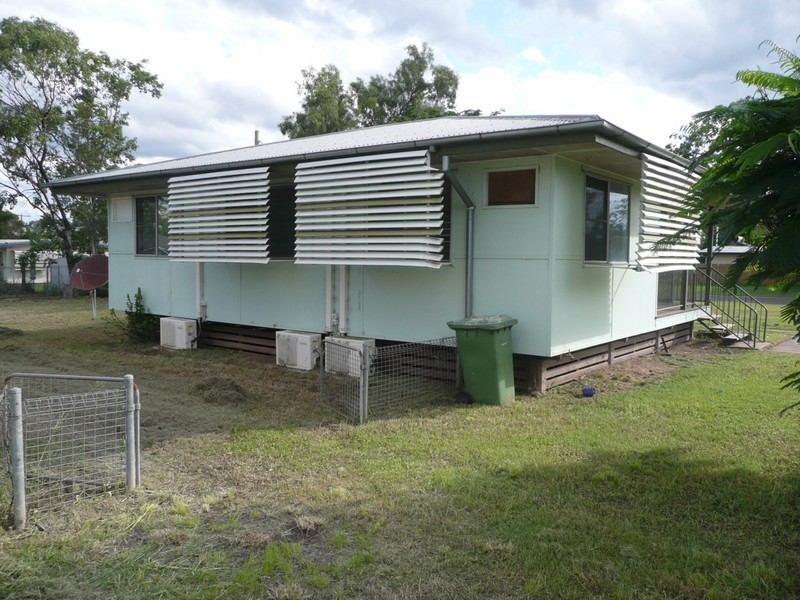 25 Beardmore Crescent, Dysart QLD 4745